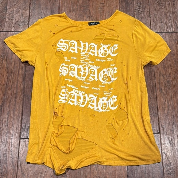 Large Savage Ripped Design Graphic Yellow Top - Picture 7 of 10